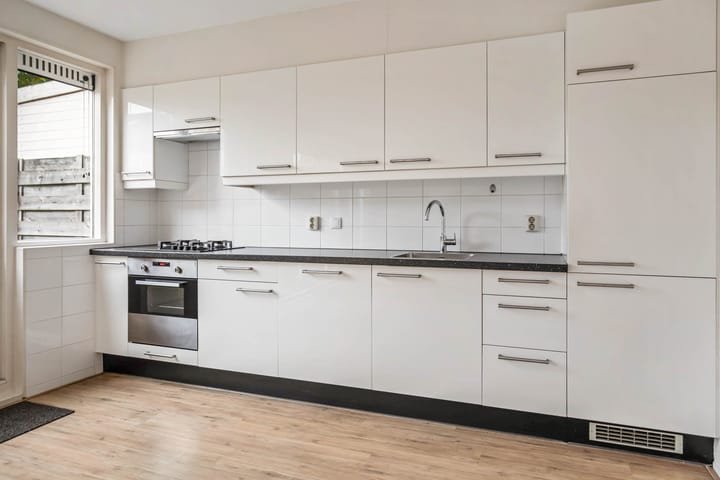 Foto 15 van Hannie Schaftstraat 4