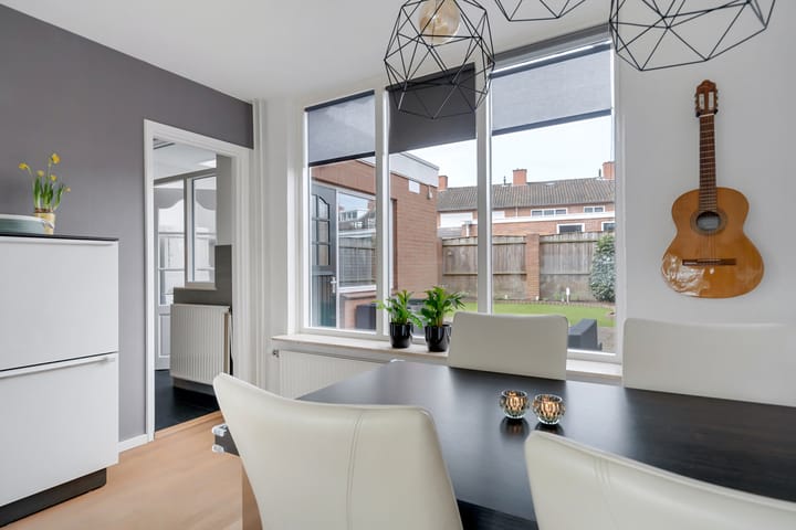 Foto 15 van Steenstraat 45