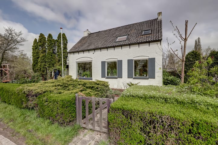 Foto 65 van Brugweg 114