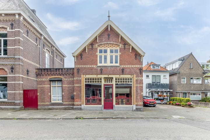 Photo 2 of Liesbosstraat 25