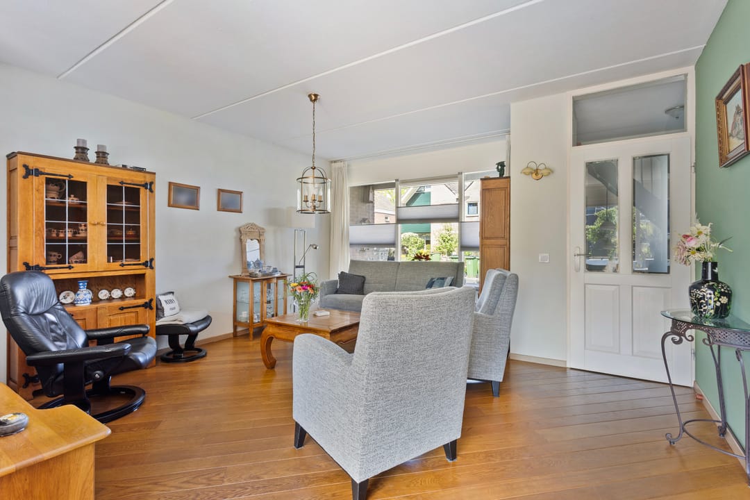 Photo 2 of Vleermuislaan 7