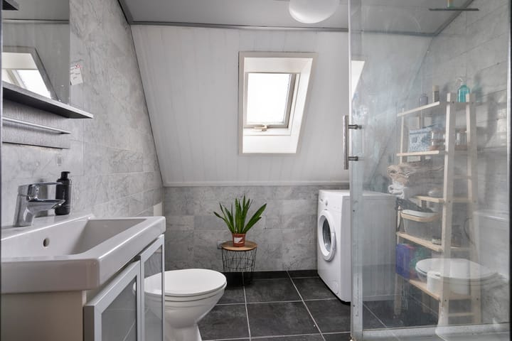 Foto 15 van Vughterstraat 131-B