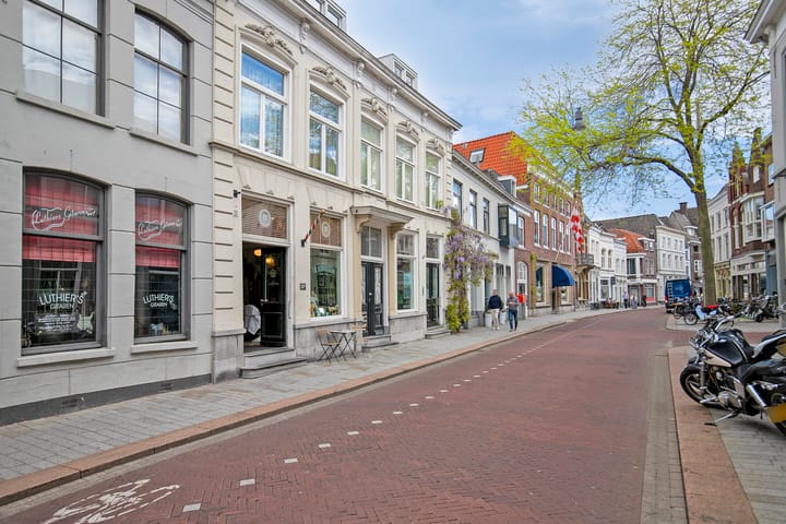 Foto 25 van Vughterstraat 131-B