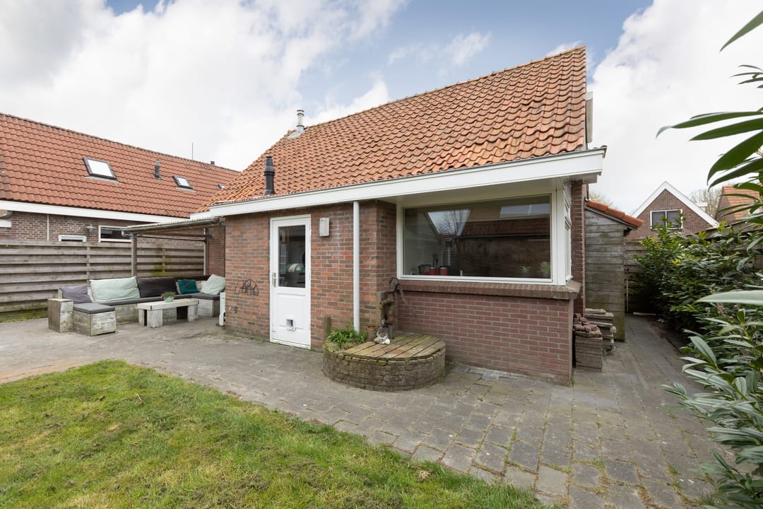 Photo 32 of Oosterstraat 19
