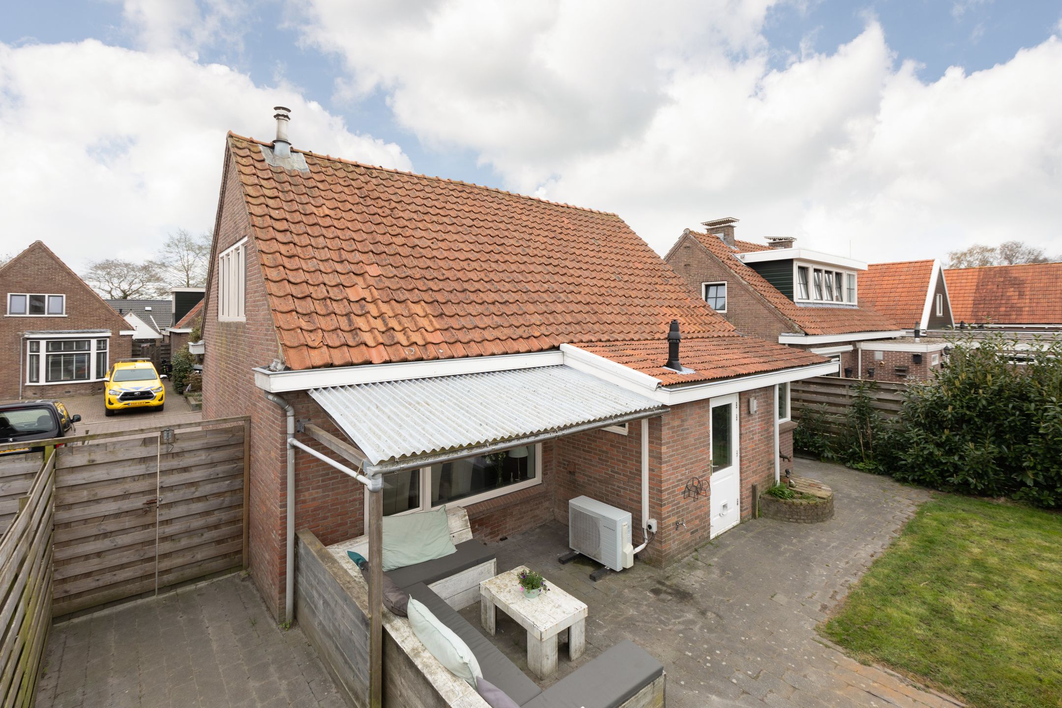 Photo 36 of Oosterstraat 19