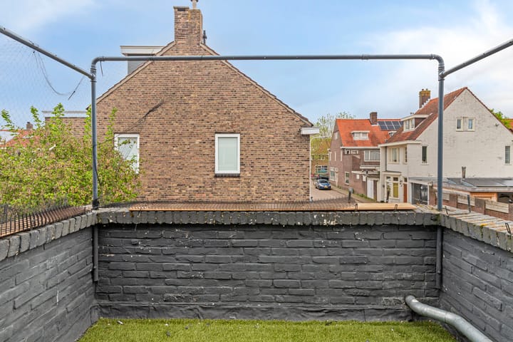 Foto 24 van Van Heutszstraat 38