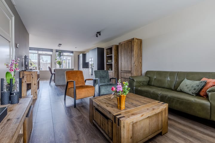 Foto 2 van Kalander 36