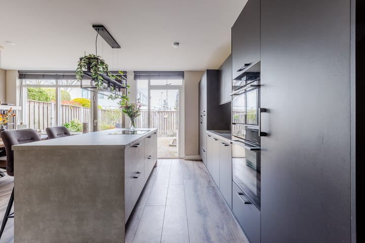 Foto 12 van Kalander 36