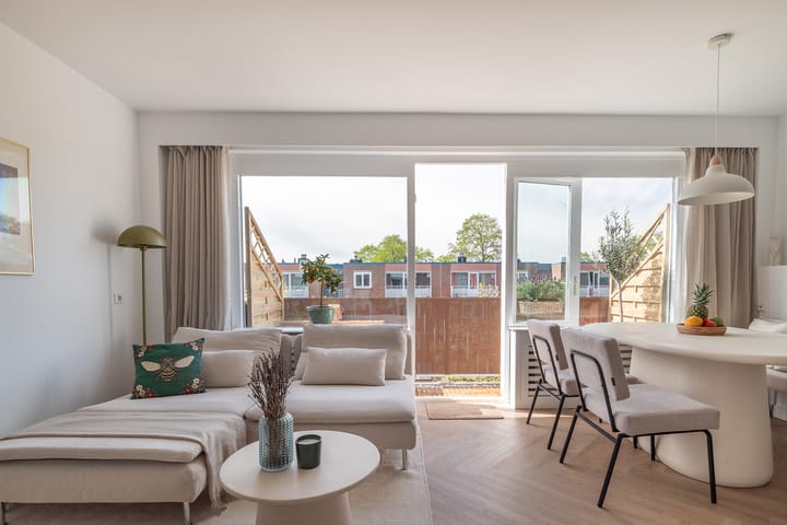 Photo 1 of Dickenslaan 101