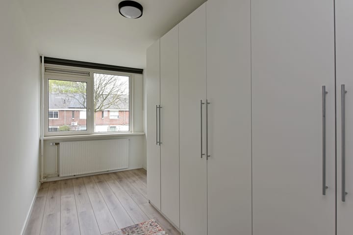 Foto 12 van Titus Brandsmastraat 44