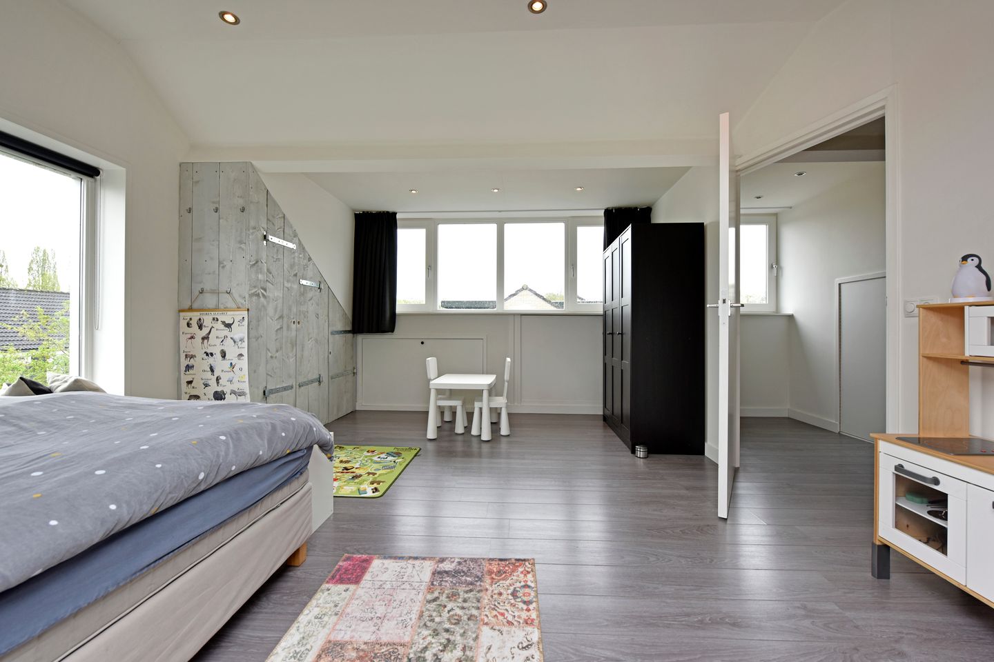 Photo 20 of Titus Brandsmastraat 44