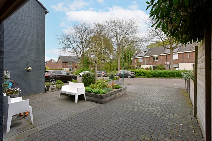 Foto 24 van Titus Brandsmastraat 44