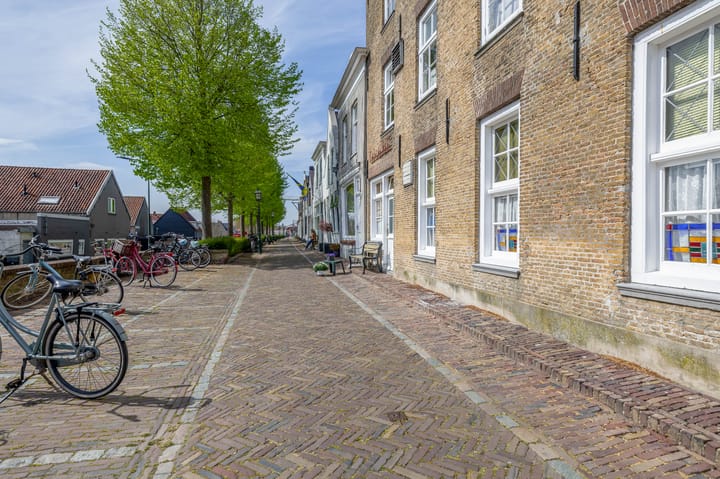 Photo 34 of Westdijk 27