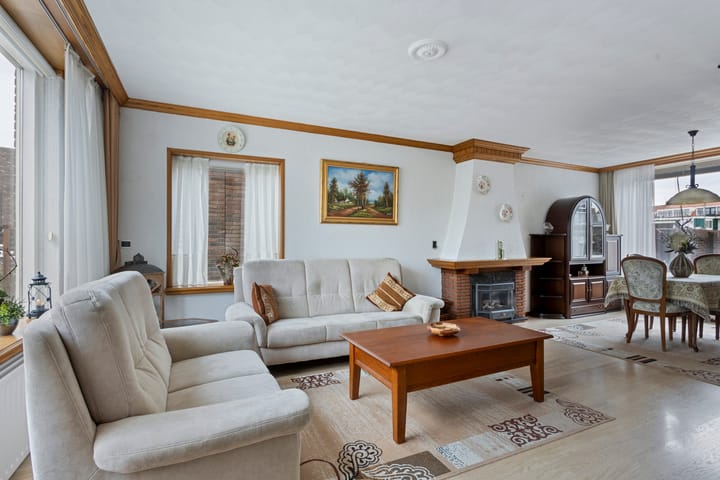 Foto 6 van Leliestraat 1