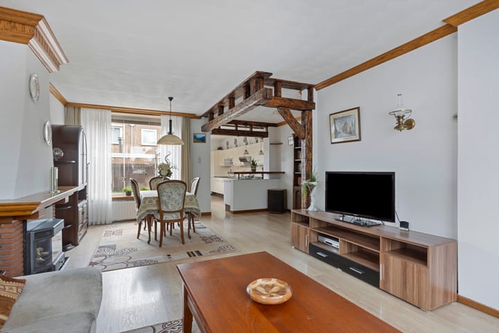 Foto 8 van Leliestraat 1