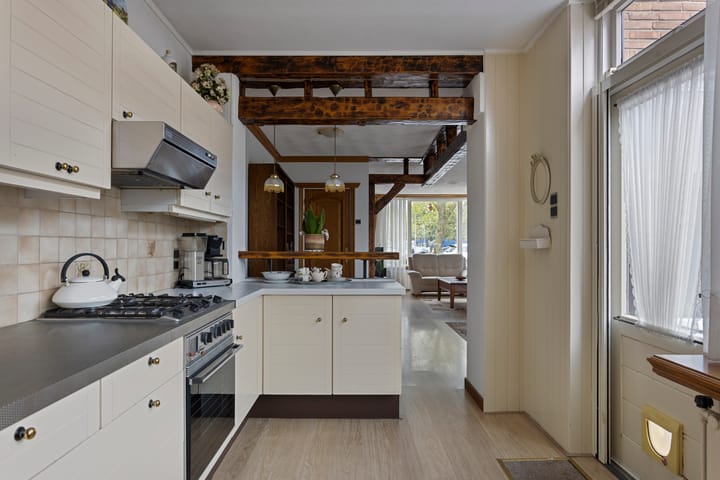 Foto 18 van Leliestraat 1