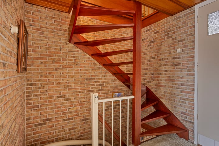 Foto 32 van Leliestraat 1