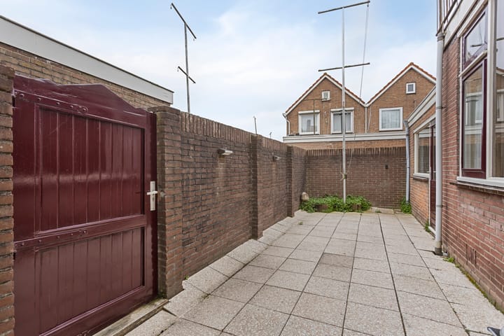 Foto 38 van Leliestraat 1