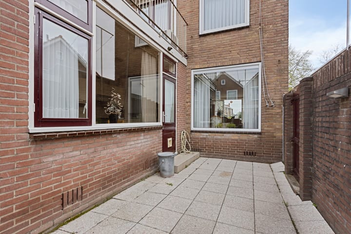 Foto 39 van Leliestraat 1