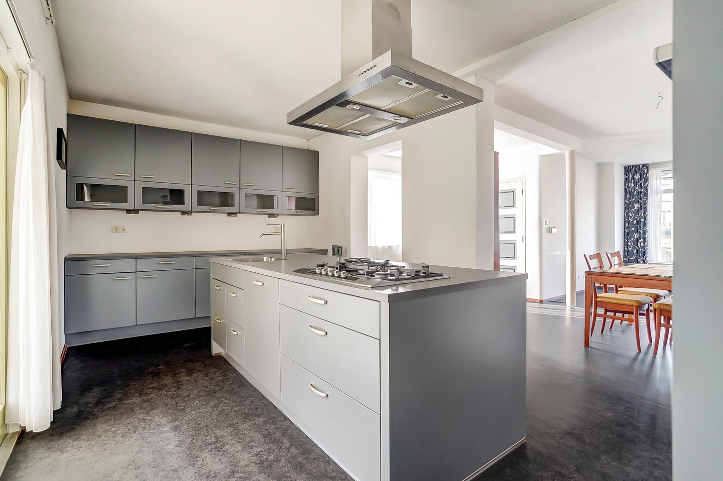 Foto 14 van Cortenbachstraat 18