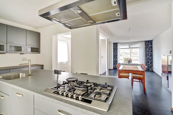 Foto 15 van Cortenbachstraat 18