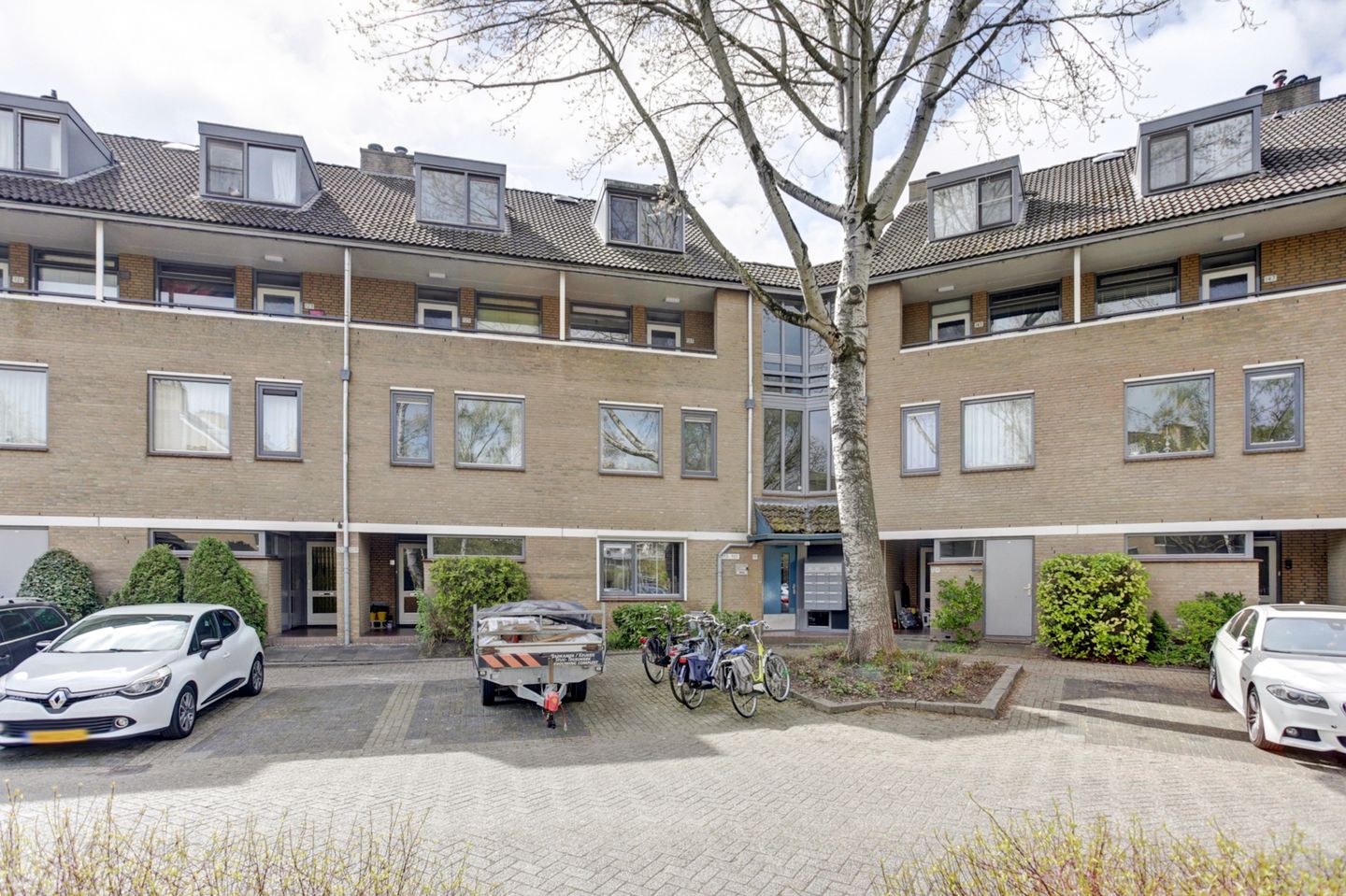 Foto 1 van Anna van Hensbeeksingel 127