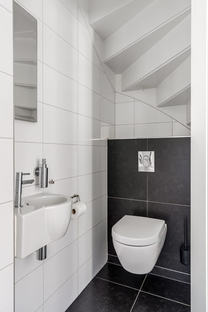 Photo 8 of James Grieve 3