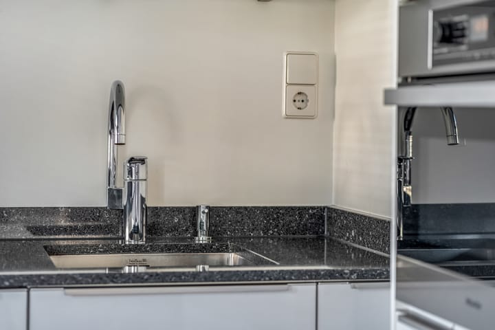 Photo 15 of James Grieve 3