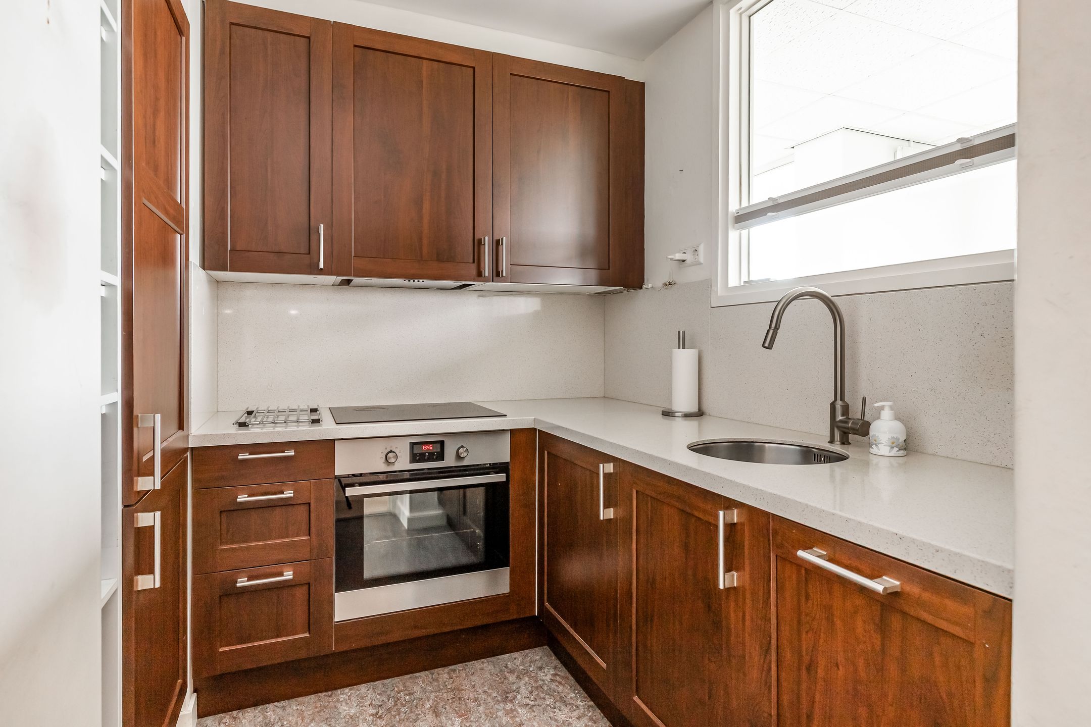 Photo 30 of Arnhemse Bovenweg 16-87