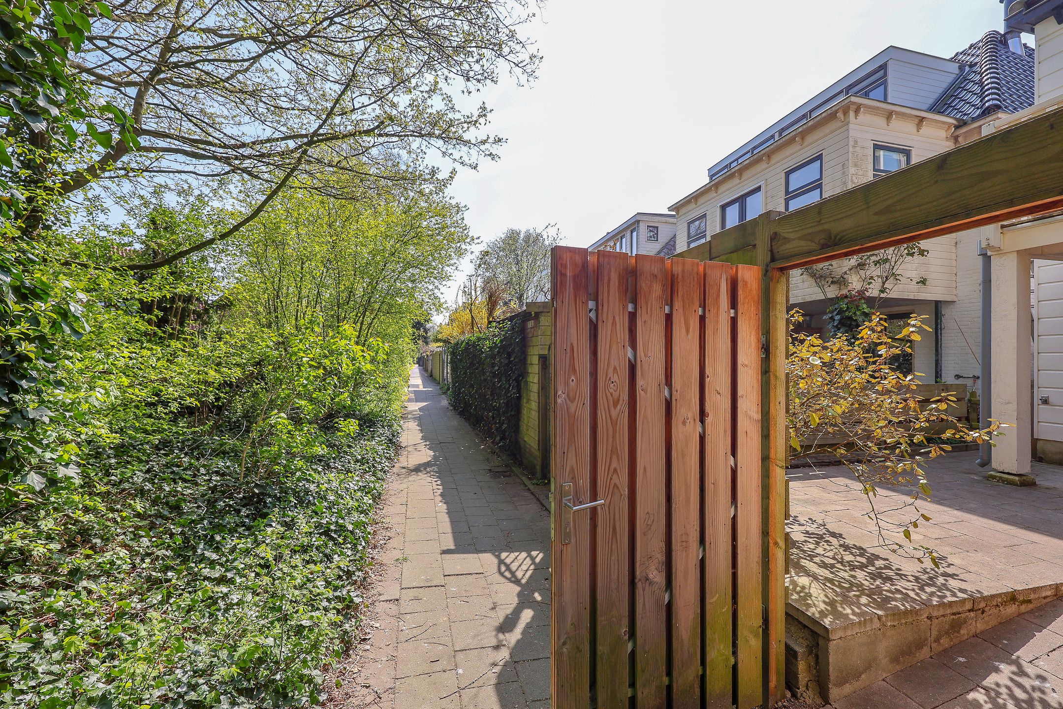 Photo 36 of Nieuwendammerdijk 491