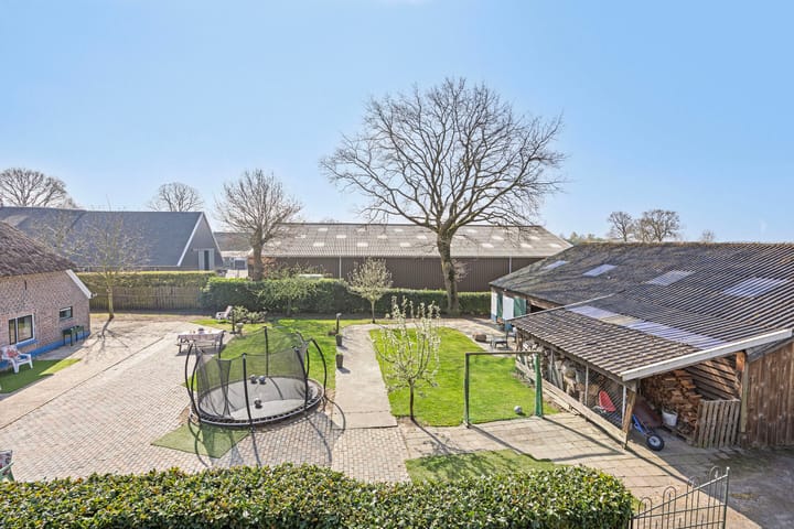 Foto 60 van Oostereind 6