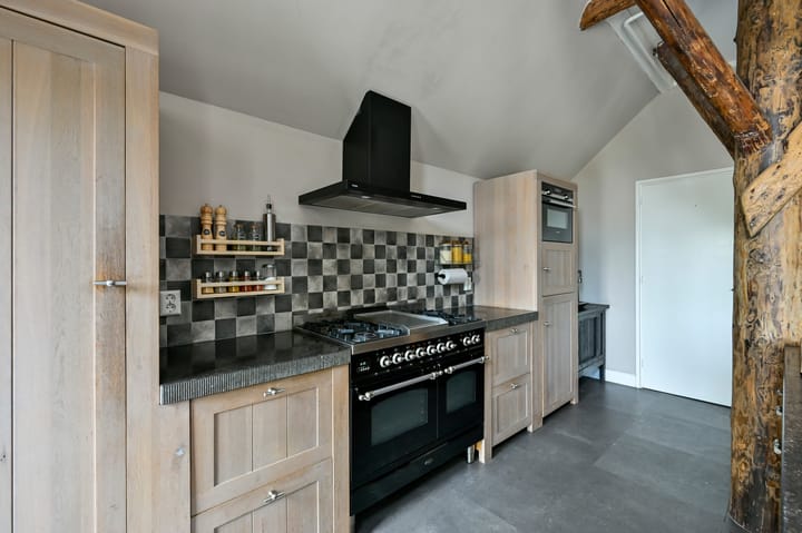 Foto 16 van Oevermansweg 12