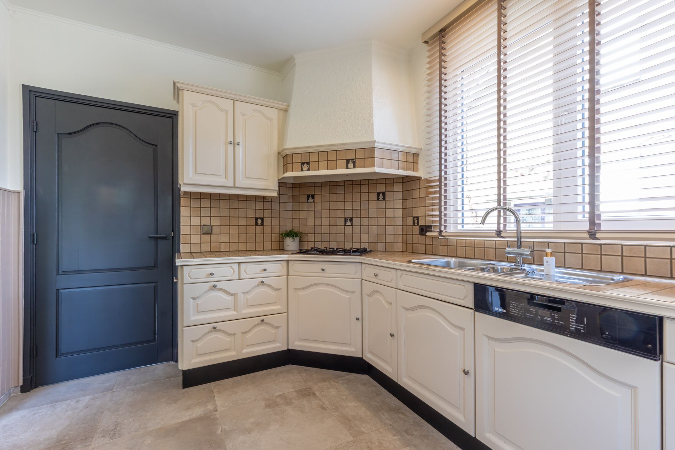 Foto 18 van Rijksweg Noord 193