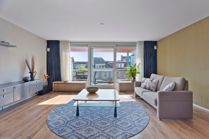 Foto 2 van Voorstraat 14-AP08