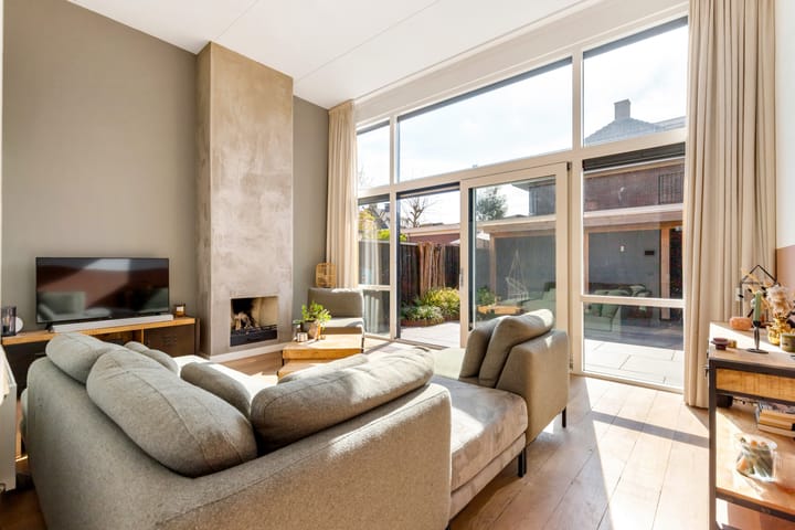 Foto 6 van Reling 77