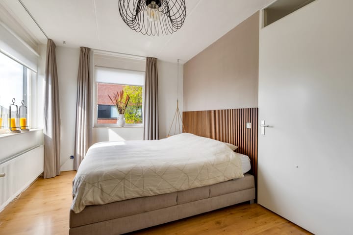 Foto 23 van Reling 77