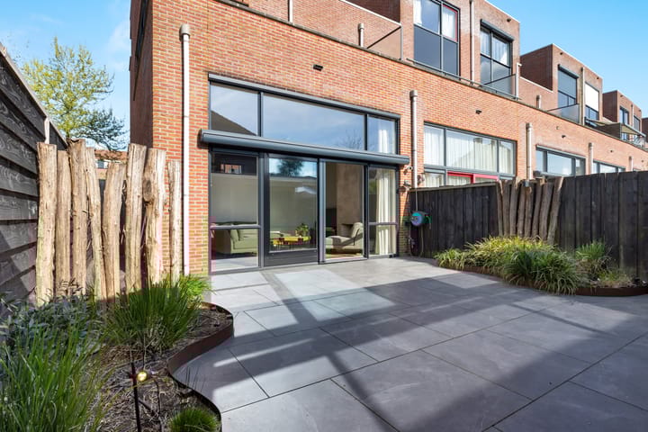 Foto 34 van Reling 77