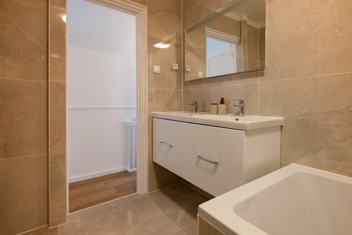 Foto 26 van Willem Buytewechstraat 50-B