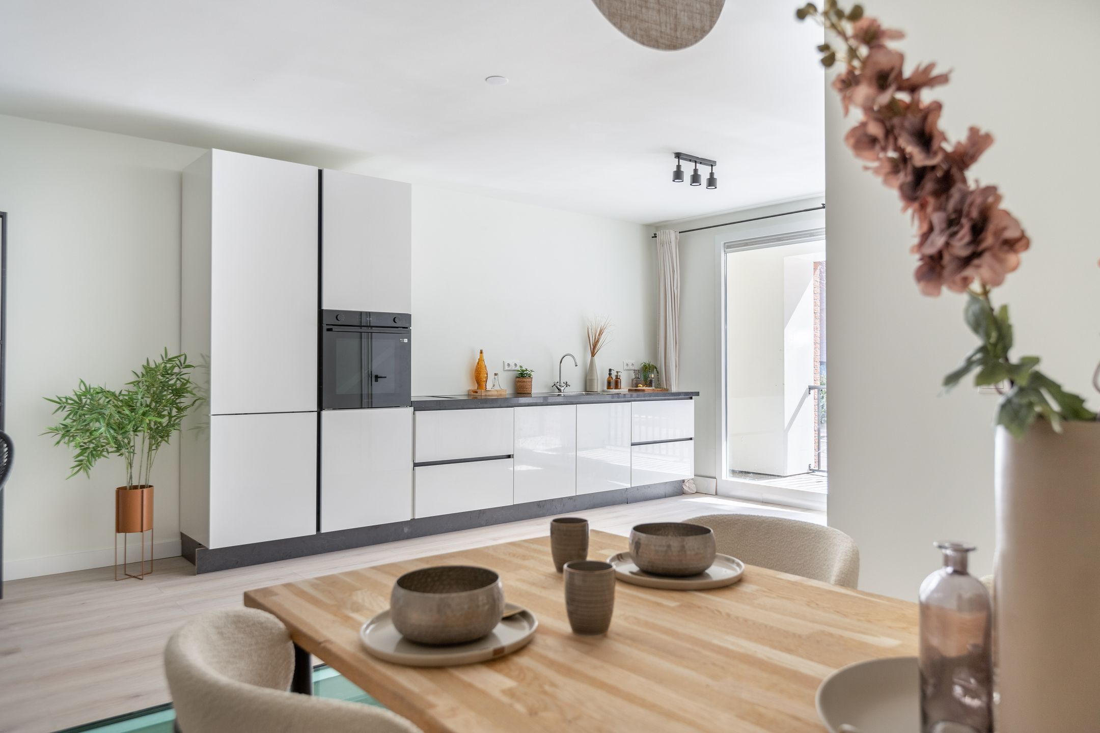 Photo 3 of Meerstraat 12-C