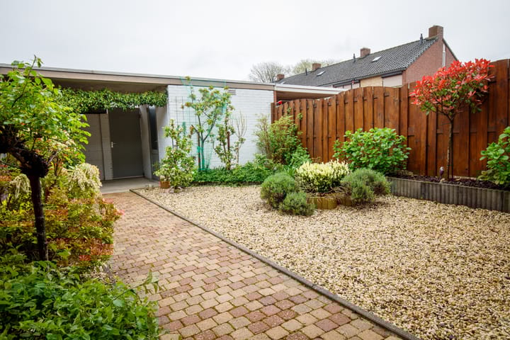 Foto 42 van Waterhoenstraat 27