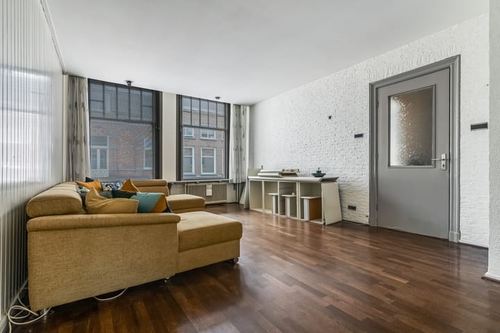 Photo 8 of Hoogeinde 3