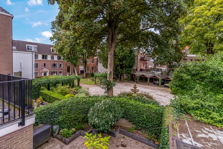 Photo 14 of Hoogeinde 3