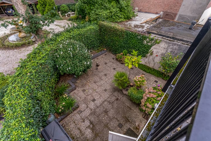 Photo 16 of Hoogeinde 3