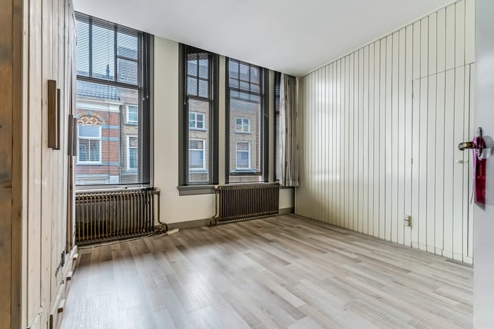 Photo 20 of Hoogeinde 3