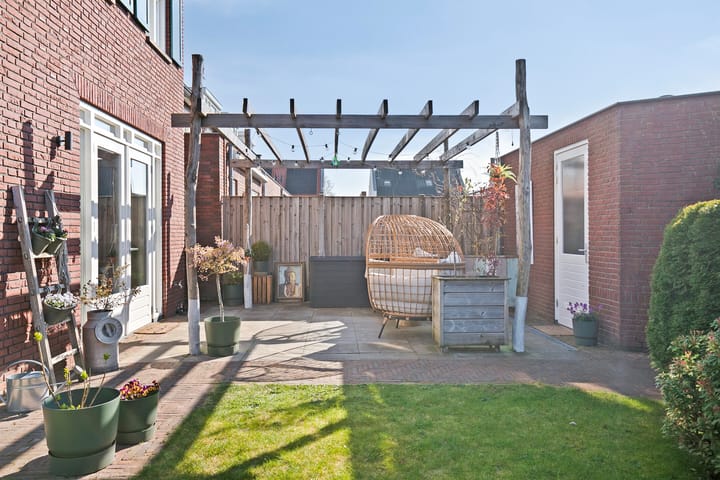 Photo 37 of Actus 16