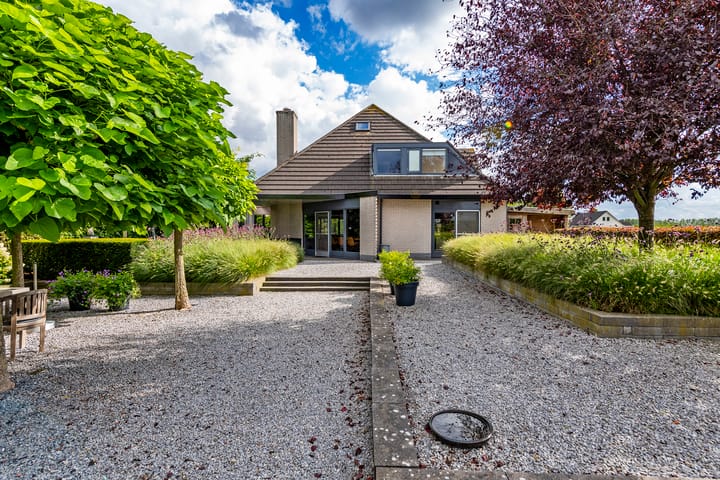 Foto 1 van Het Voorburg 28