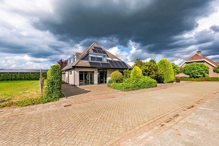 Foto 11 van Het Voorburg 28