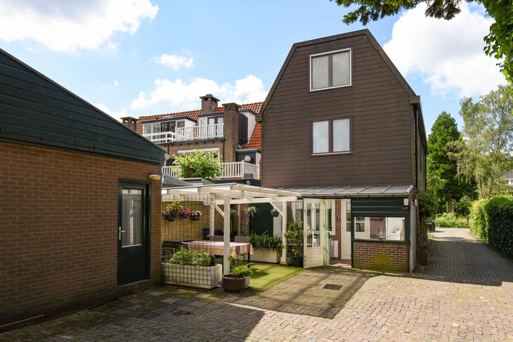 Foto 6 van Albertus Perkstraat 64