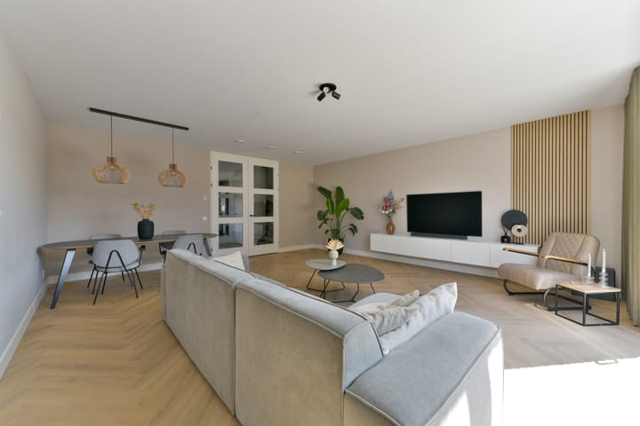 Photo 10 of Schansstraat 39