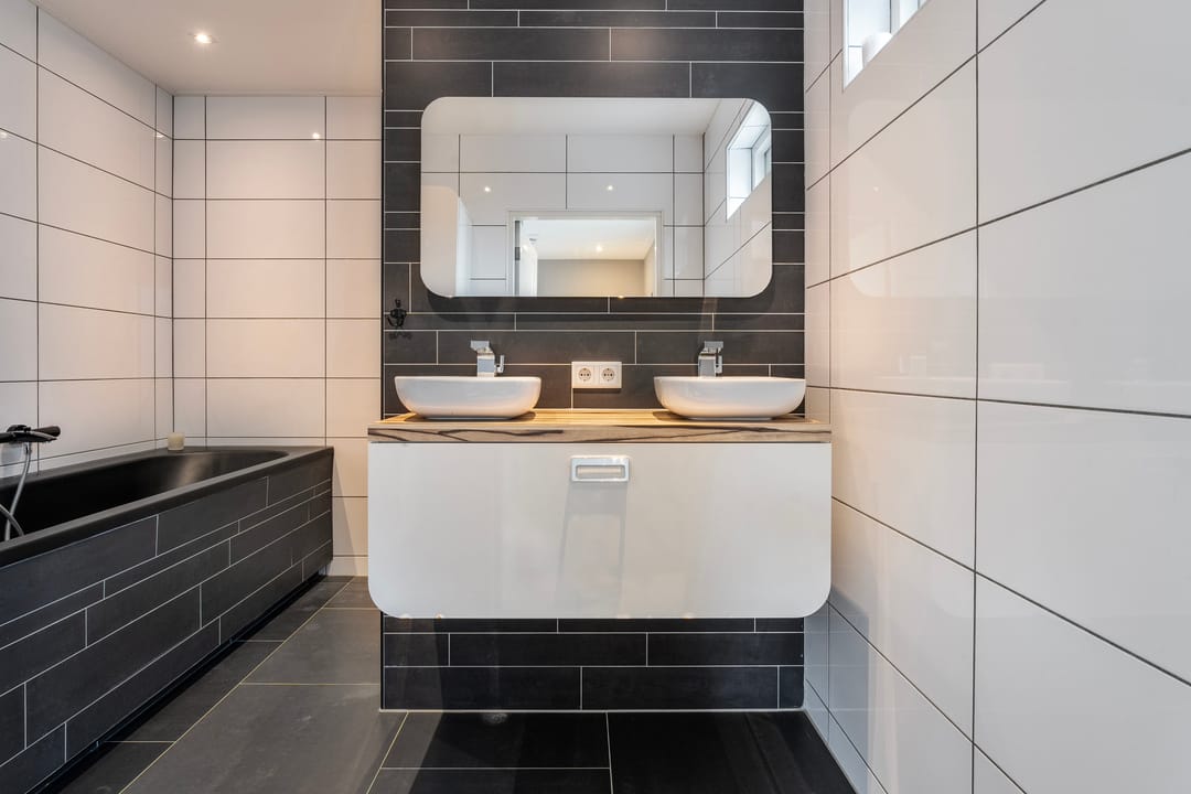 Foto 23 van Van Haeringenstraat 33